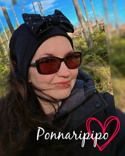 Ponnaripipo KULTAPISKOT musta -rusetilla