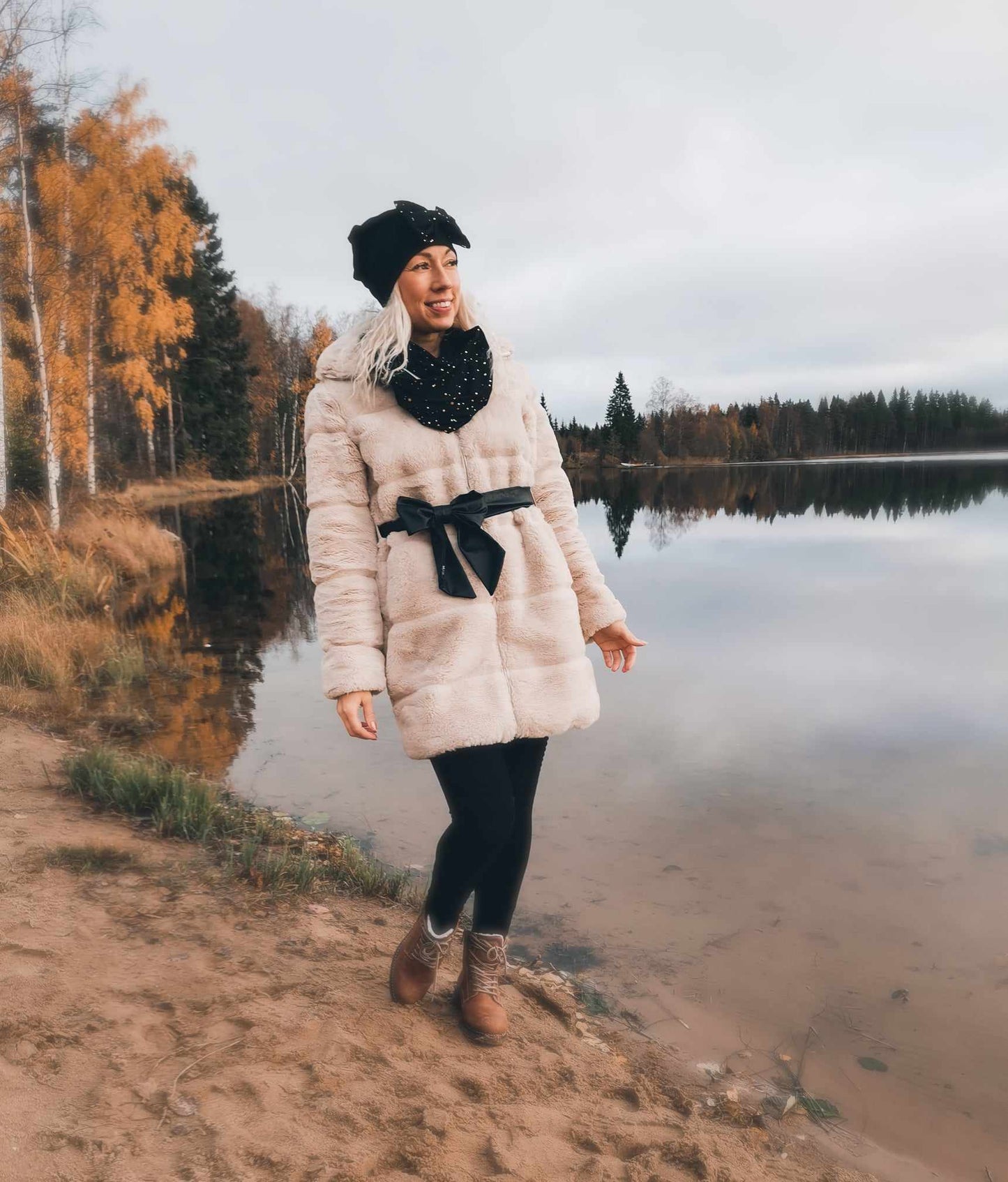 Rusettivyö KEINONAHKA
